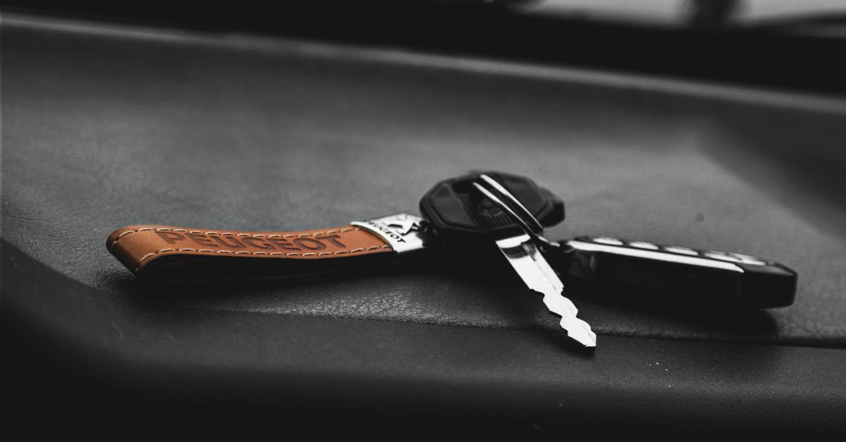 Hyundai car key fob — Liberty Lock Toronto Locksmith